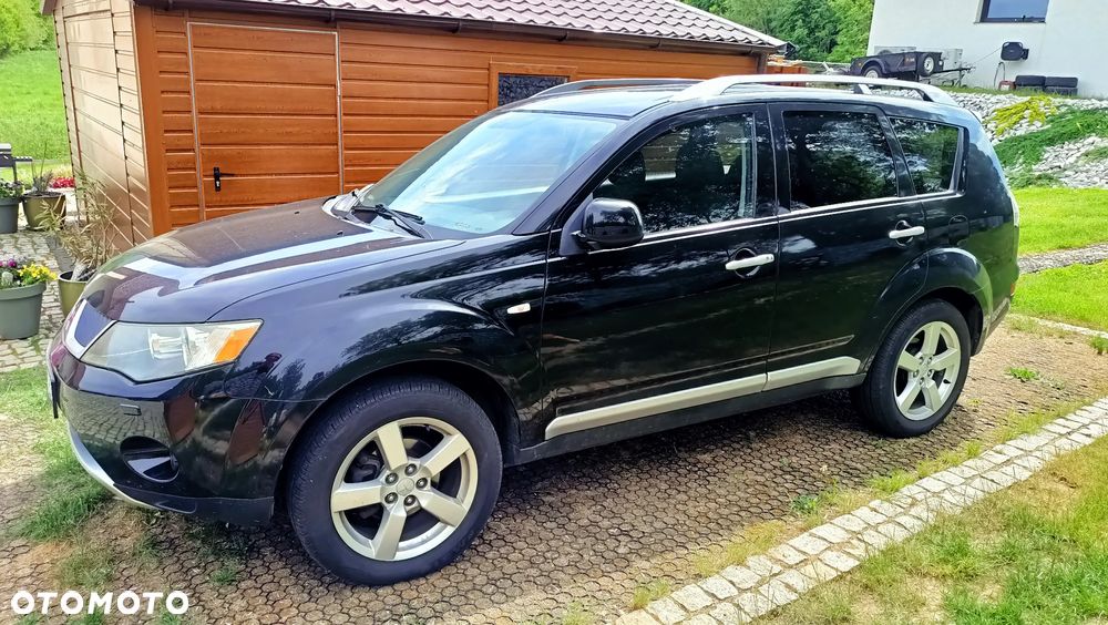 Mitsubishi Outlander 2.4 Intense - 1