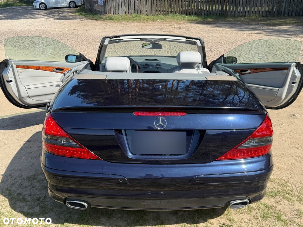 Mercedes-Benz SL - 26