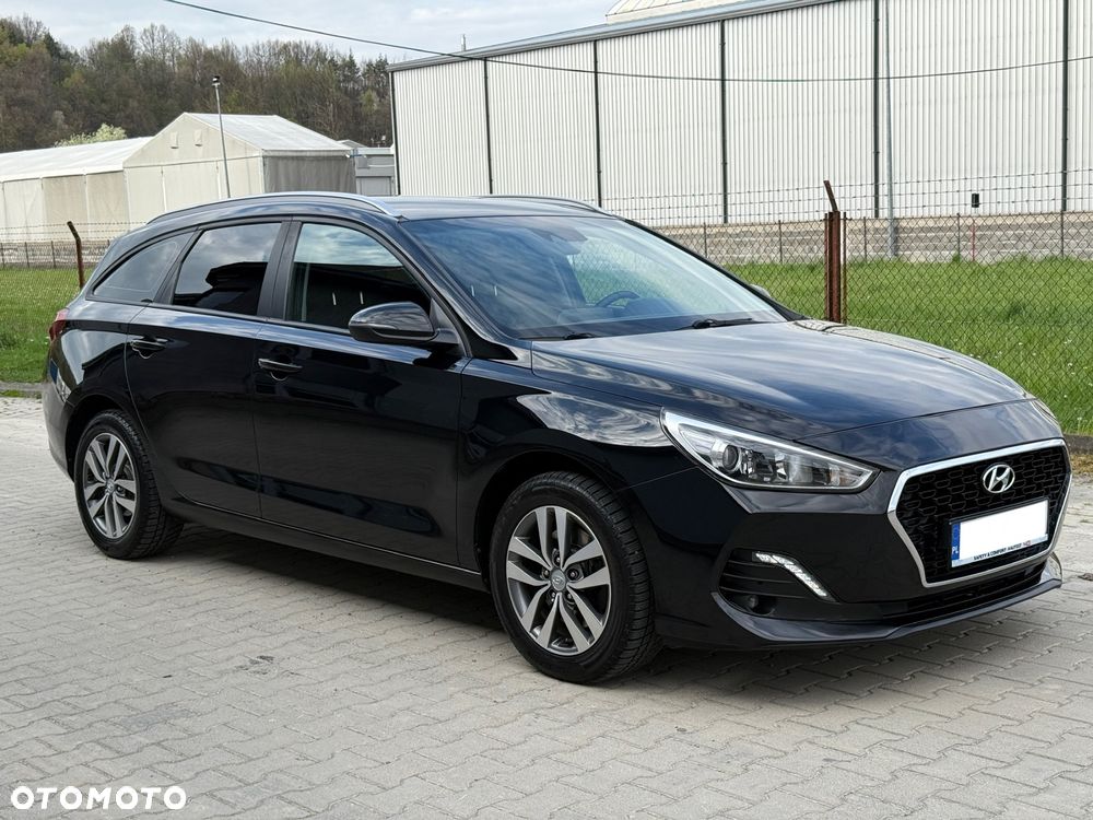 Hyundai i30 1.6 D Comfort DCT - 10