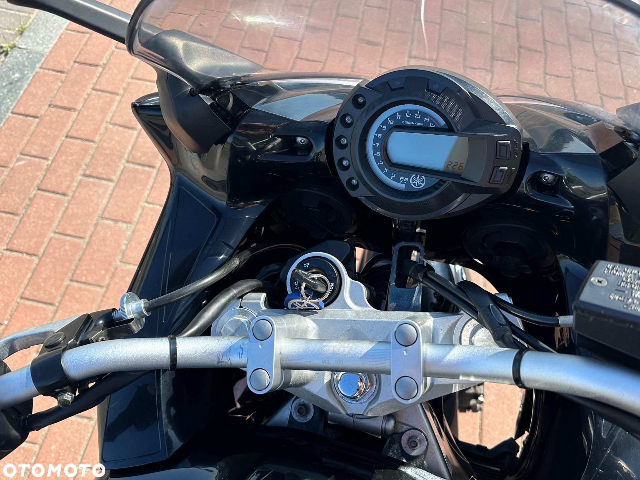 Yamaha FZ6 - 12