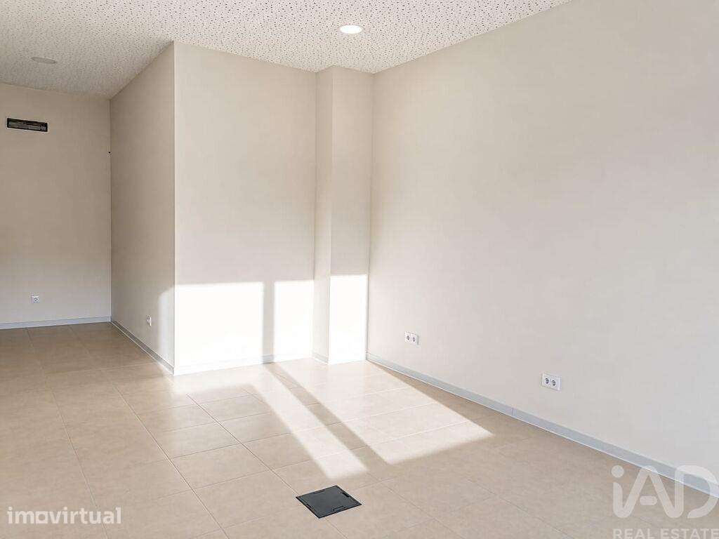 Escritório em Mafamude e Vilar do Paraíso de 20,00 m2 - Grande imagem: 3/13