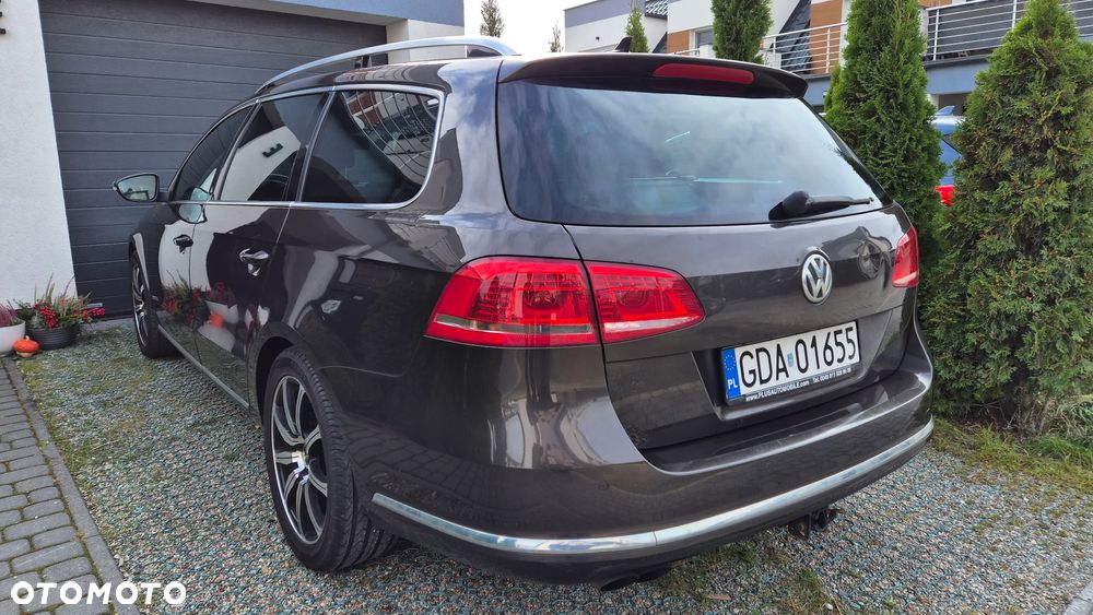 Volkswagen Passat - 2