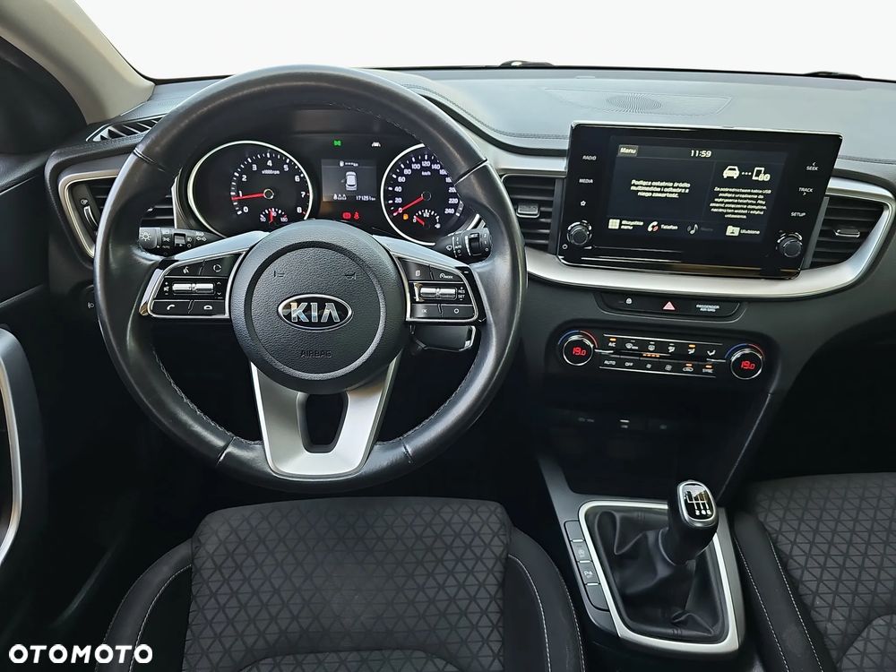 Kia Ceed 1.4 T-GDI M - 5
