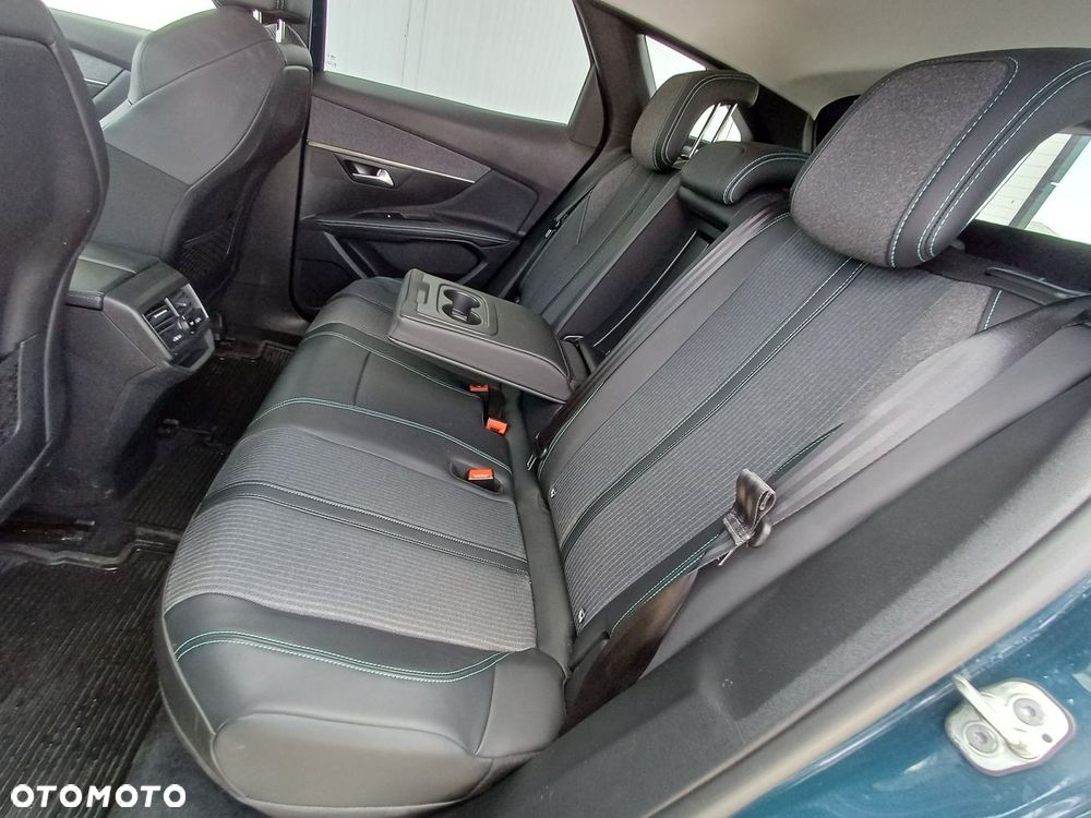 Peugeot 3008 - 33