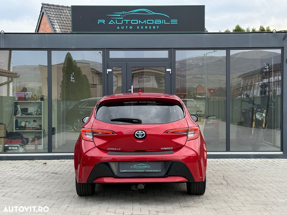 Toyota Corolla 1.8 HSD Dynamic GR Sport - 8