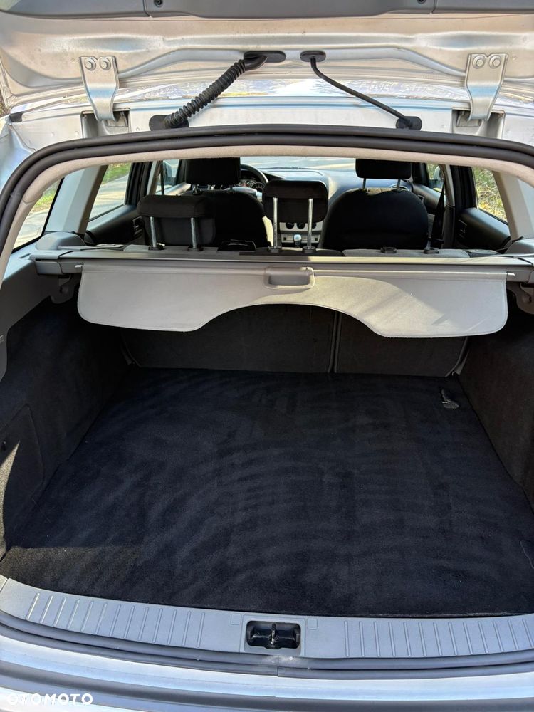 Ford Focus 1.6 TDCi DPF Style+ - 7