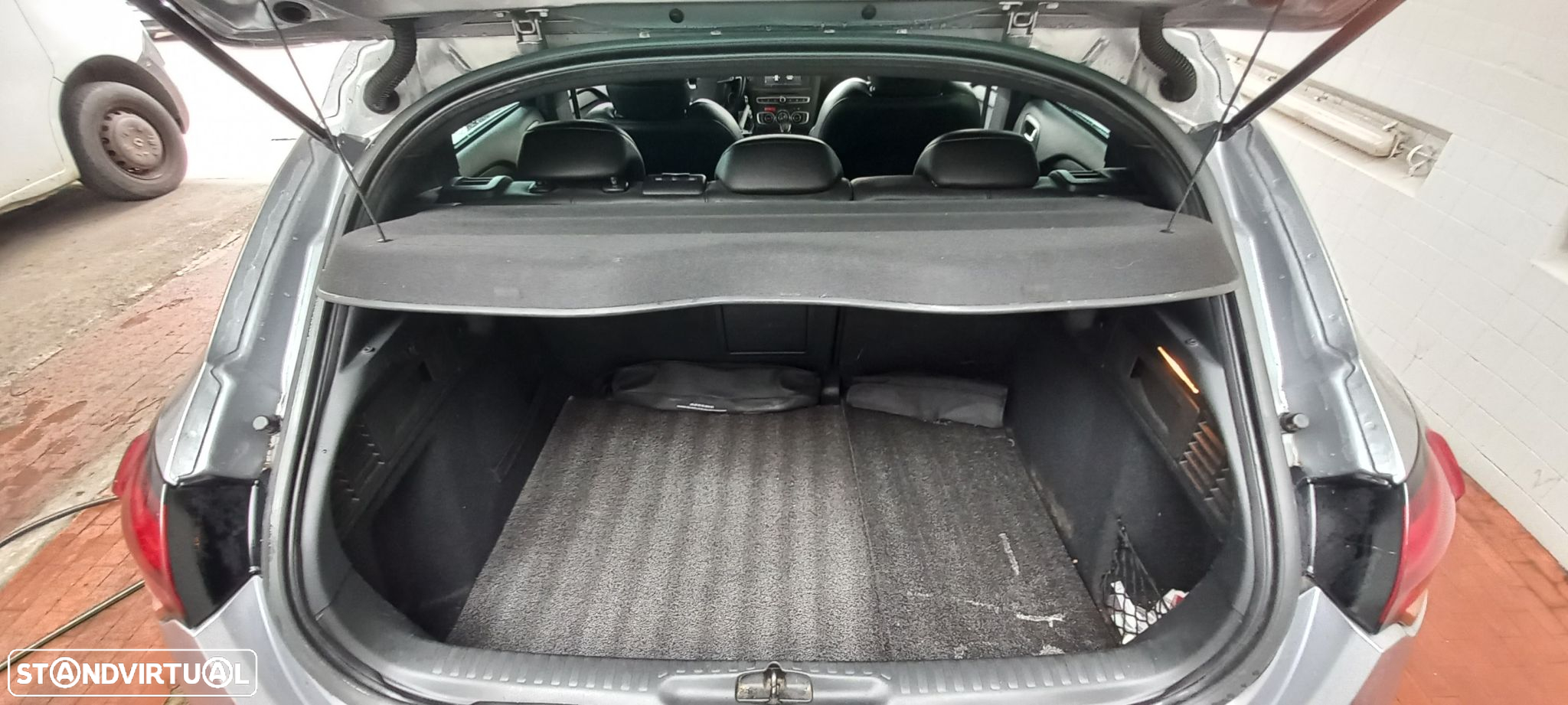 DS DS4 Crossback 1.6 BlueHDi So Chic EAT6 - 21