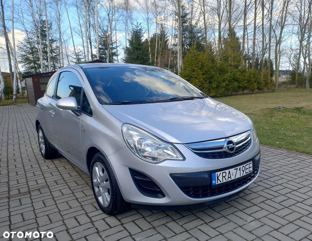 Opel Corsa 1.2 16V Cosmo - 1