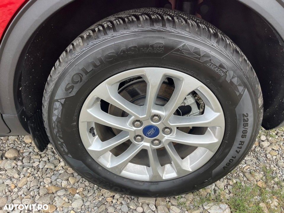 Ford Kuga - 19
