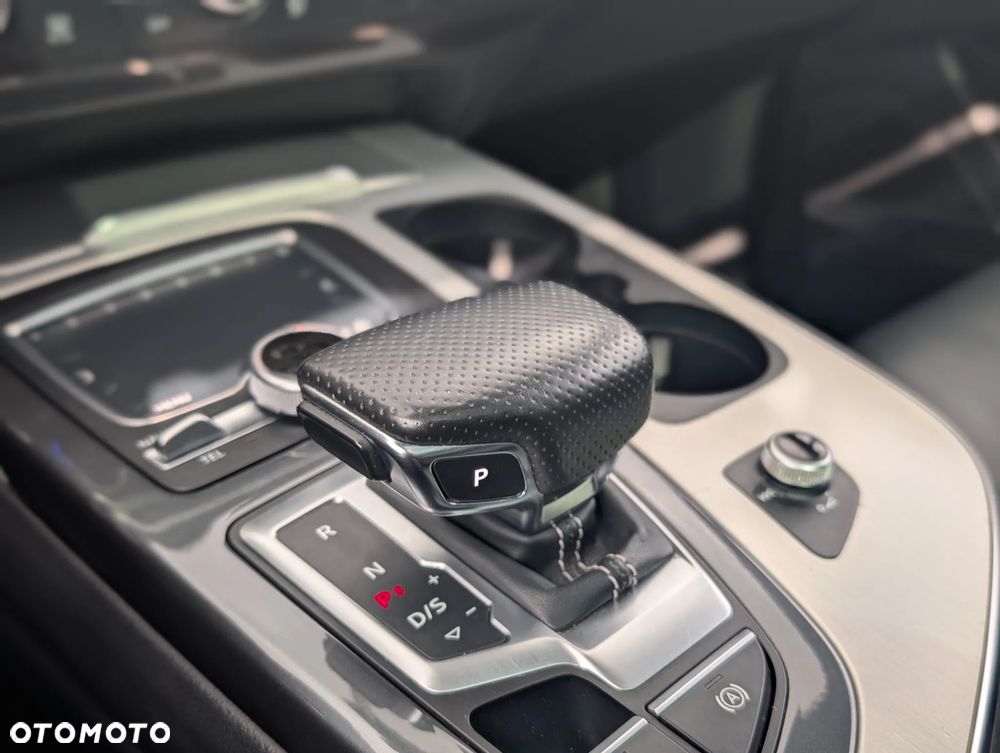 Audi Q7 3.0 TDI DPF clean diesel Quattro Tiptronic - 13