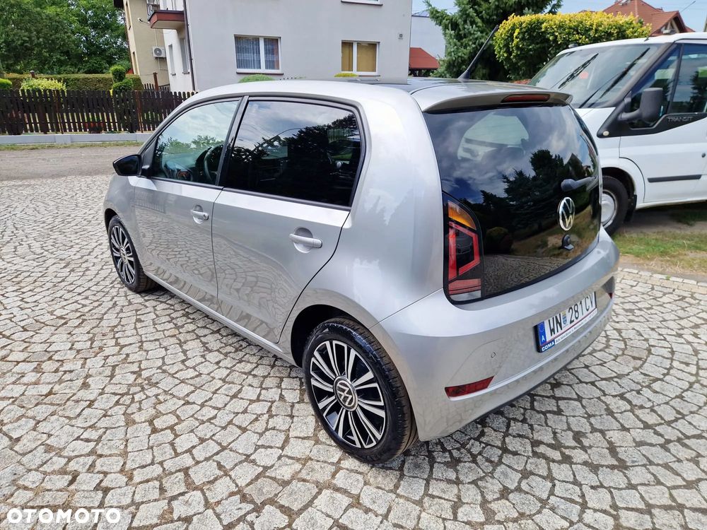 Volkswagen up! high - 14