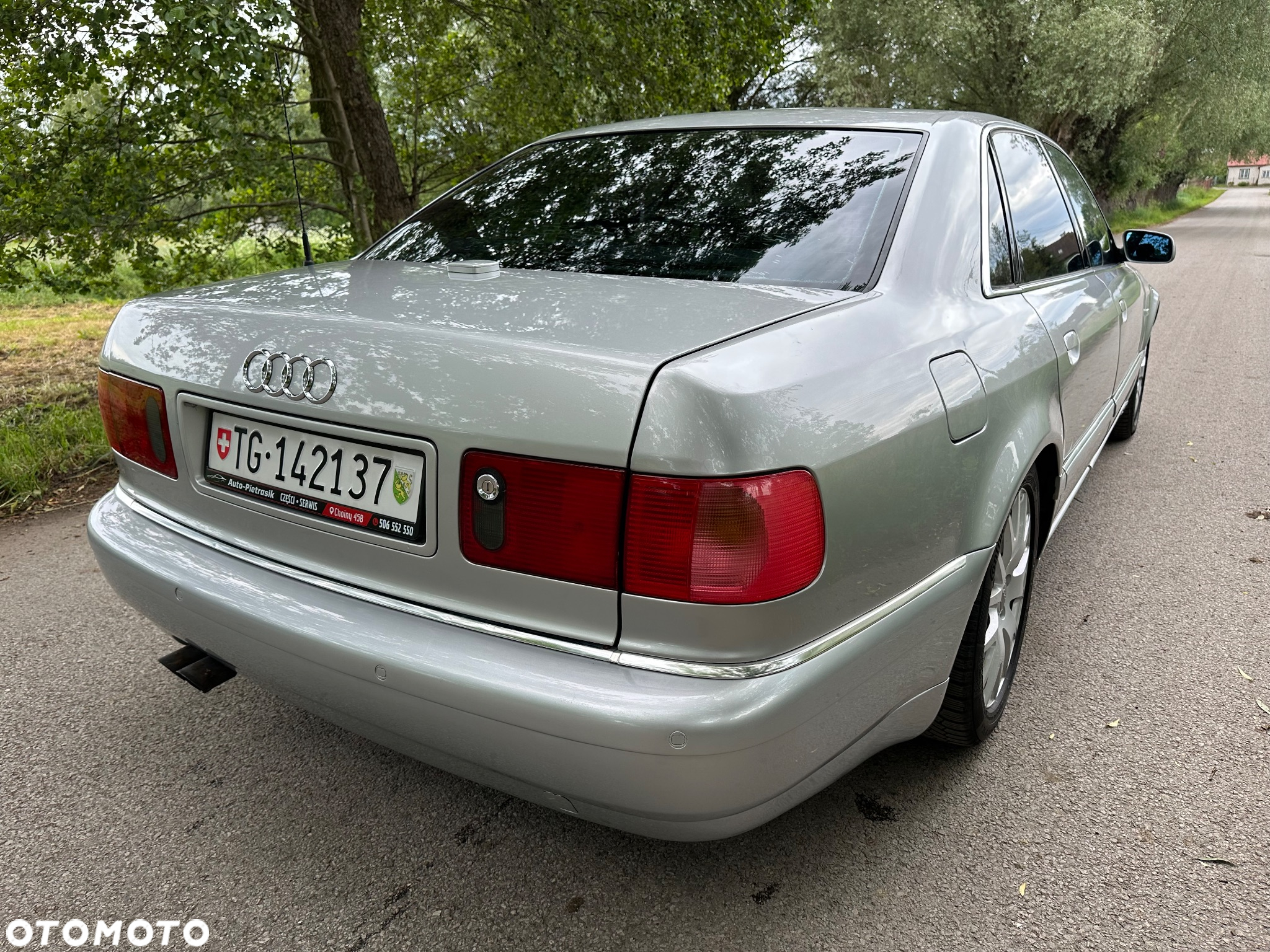 Audi A8 4.2 L Quattro - 7