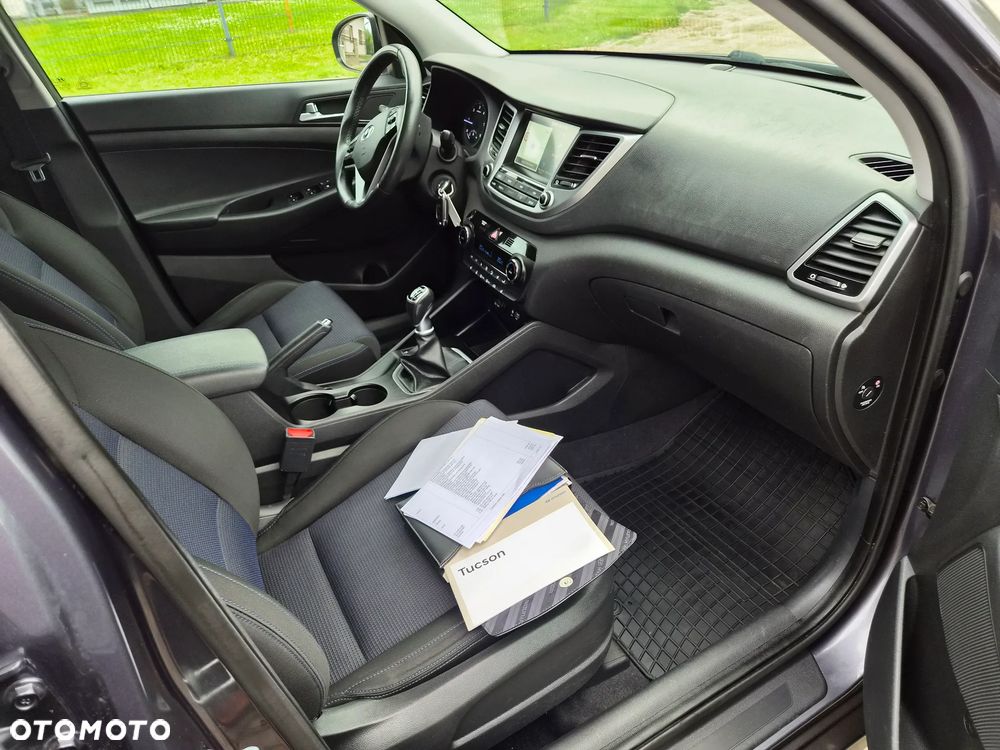 Hyundai Tucson blue 1.7 CRDi 2WD Style - 12