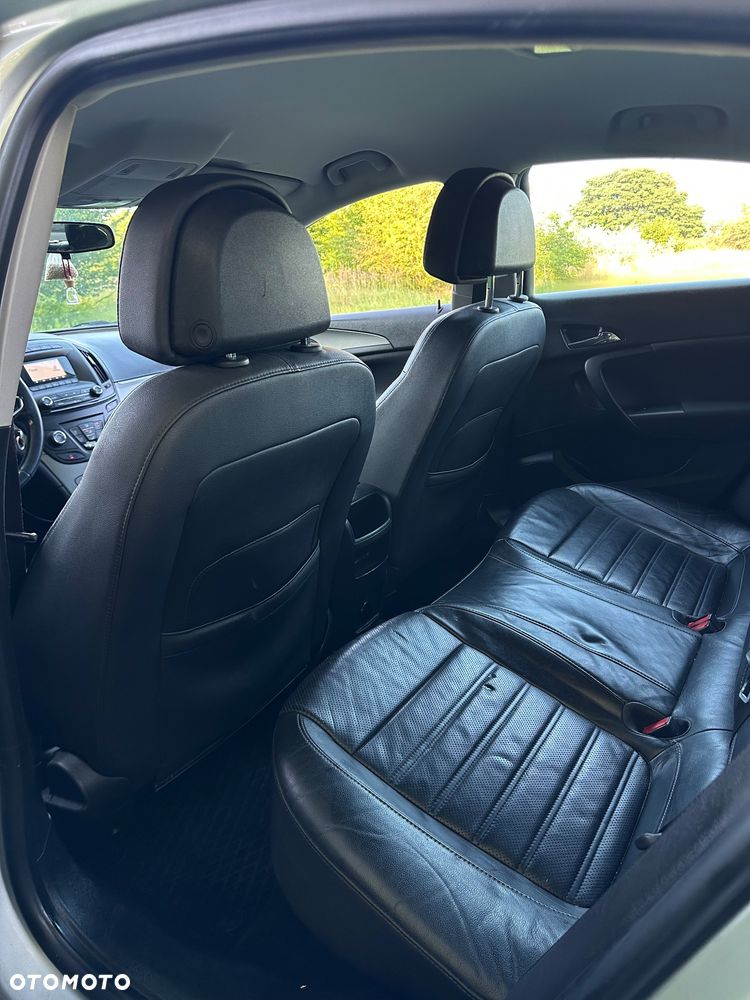 Opel Insignia 2.0 CDTI - 11