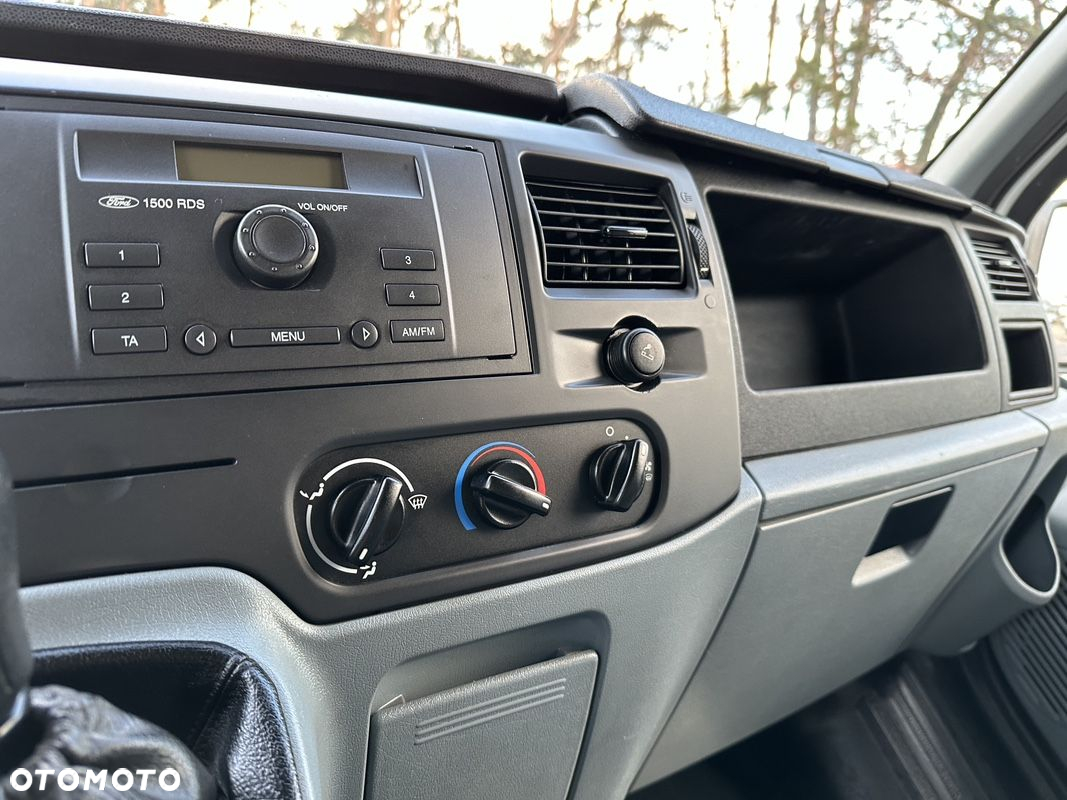 Ford Transit Tourneo - 21
