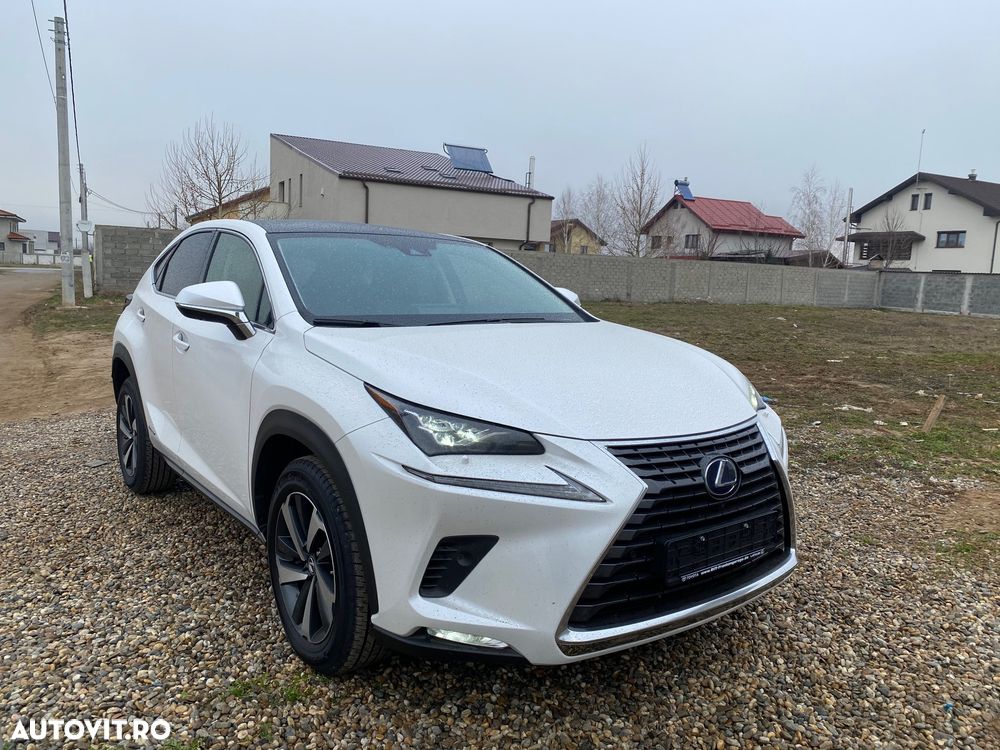 Lexus Seria NX 300h AWD Luxury - 11