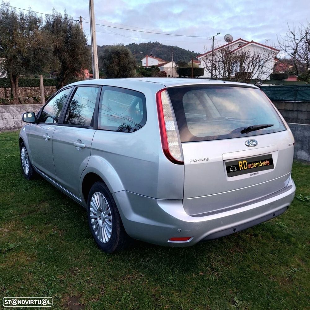 Ford Focus SW 2.0 TDCi Titanium PowerShift - 10