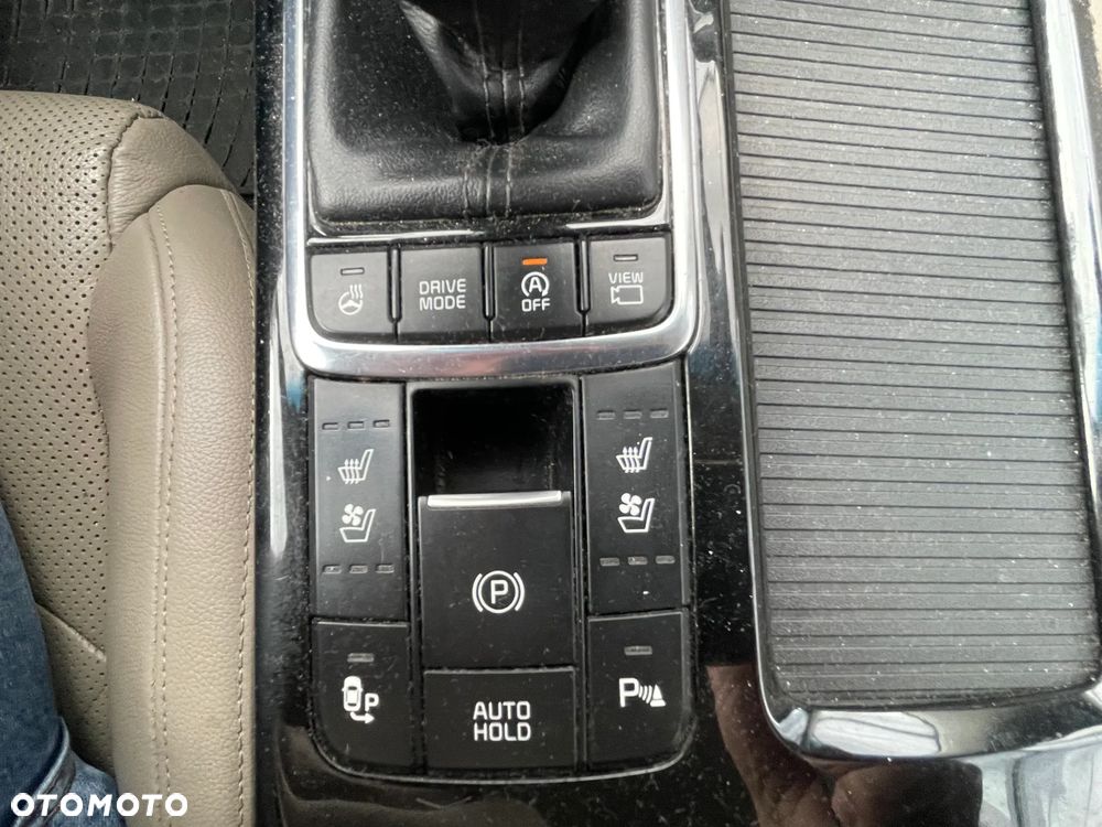 Kia Optima - 10