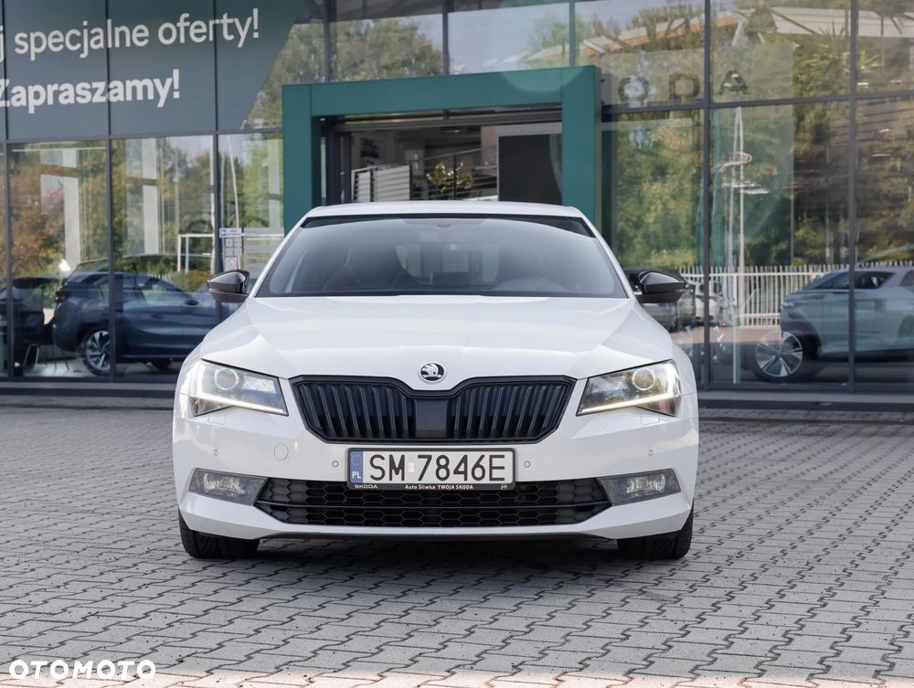 Skoda Superb 2.0 TDI Sportline DSG - 3