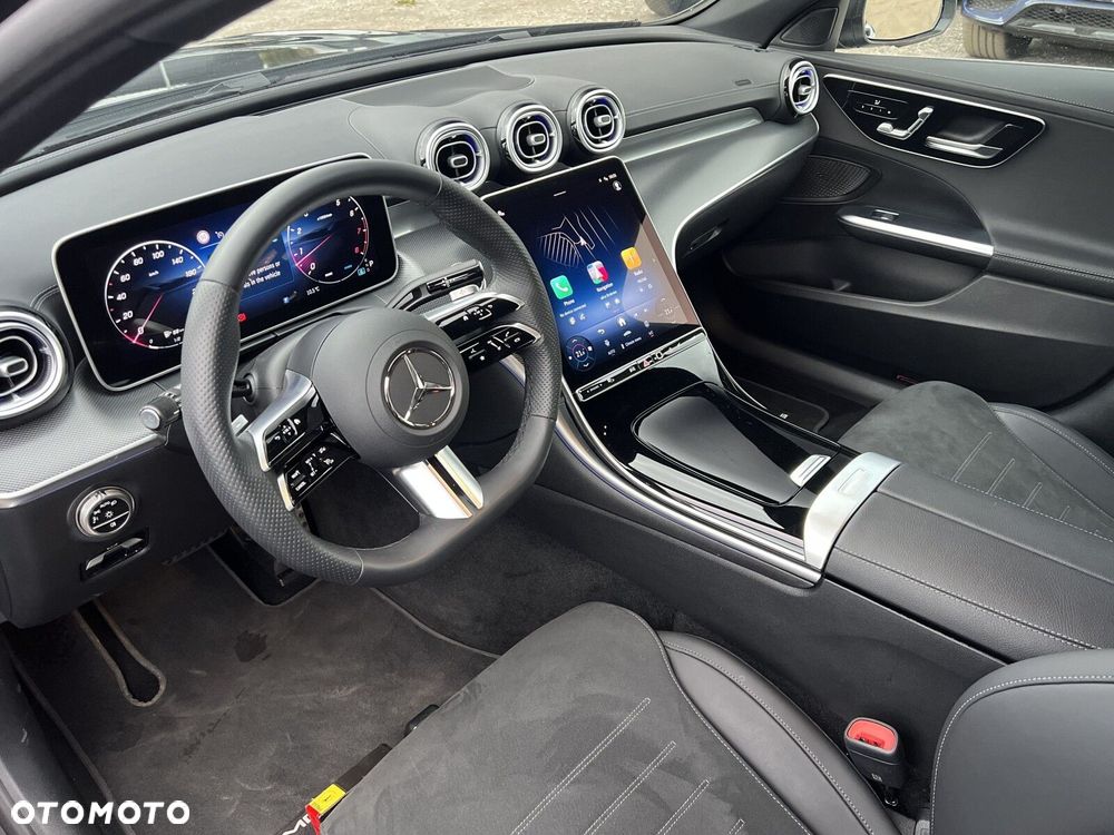 Mercedes-Benz Klasa C 180 mHEV AMG - 10