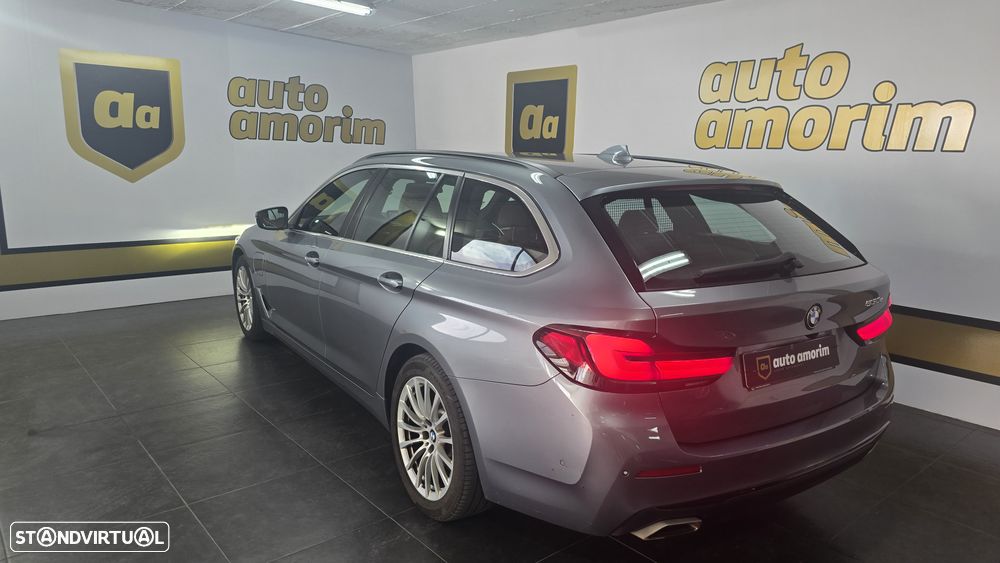 BMW 530 e Line Luxury - 6