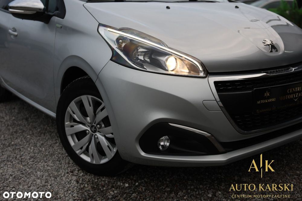 Peugeot 208 - 9