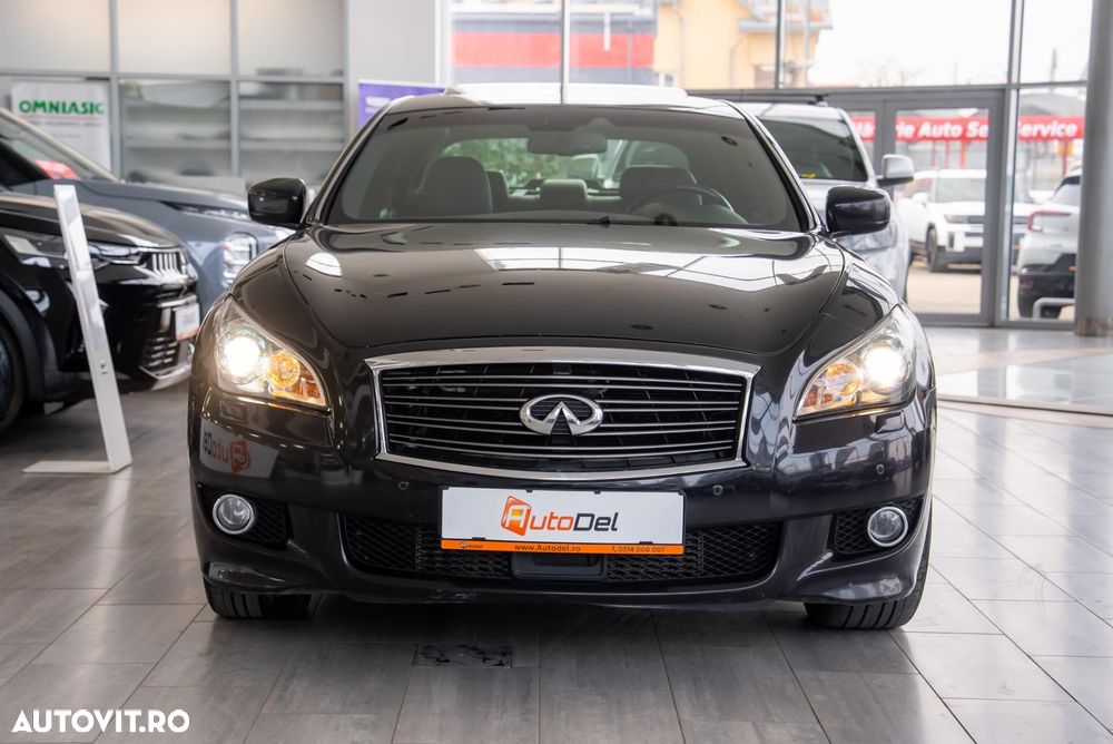 Infiniti Q70 - 5