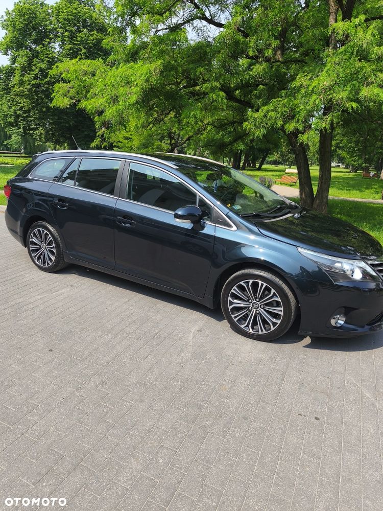 Toyota Avensis - 6