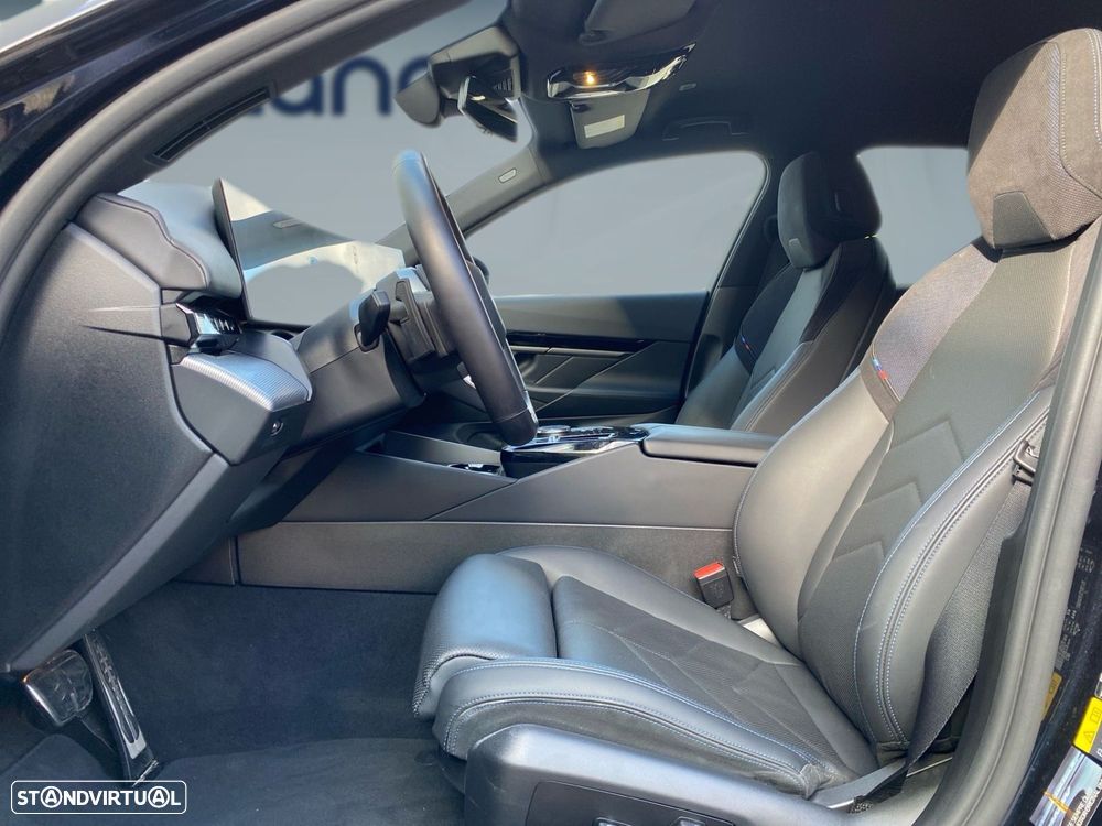 BMW 530 e Pack Desportivo M - 4
