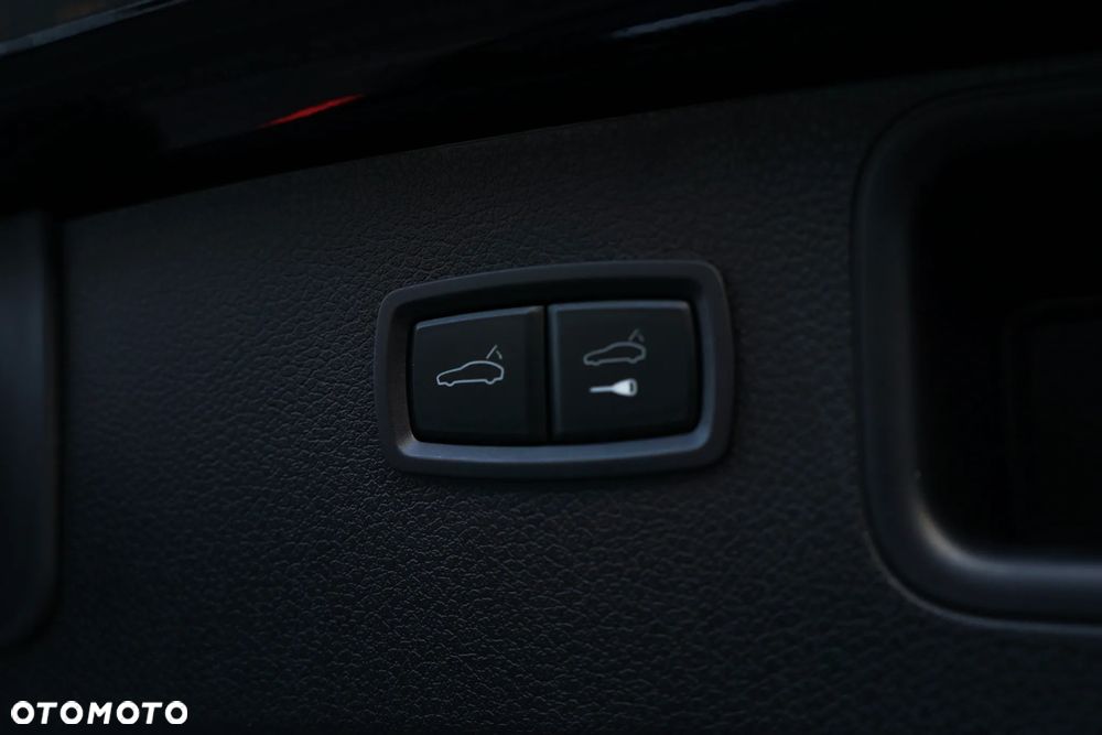 Porsche Macan Standard - 34