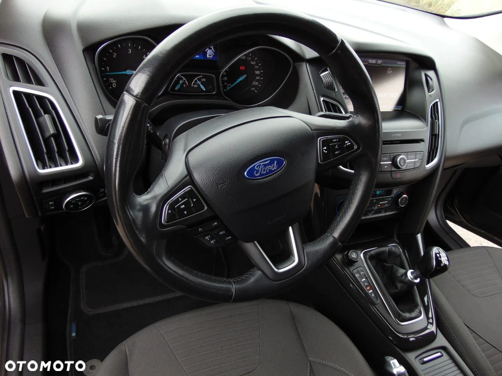 Ford Focus 1.5 TDCi DPF Start-Stopp-System Titanium - 14