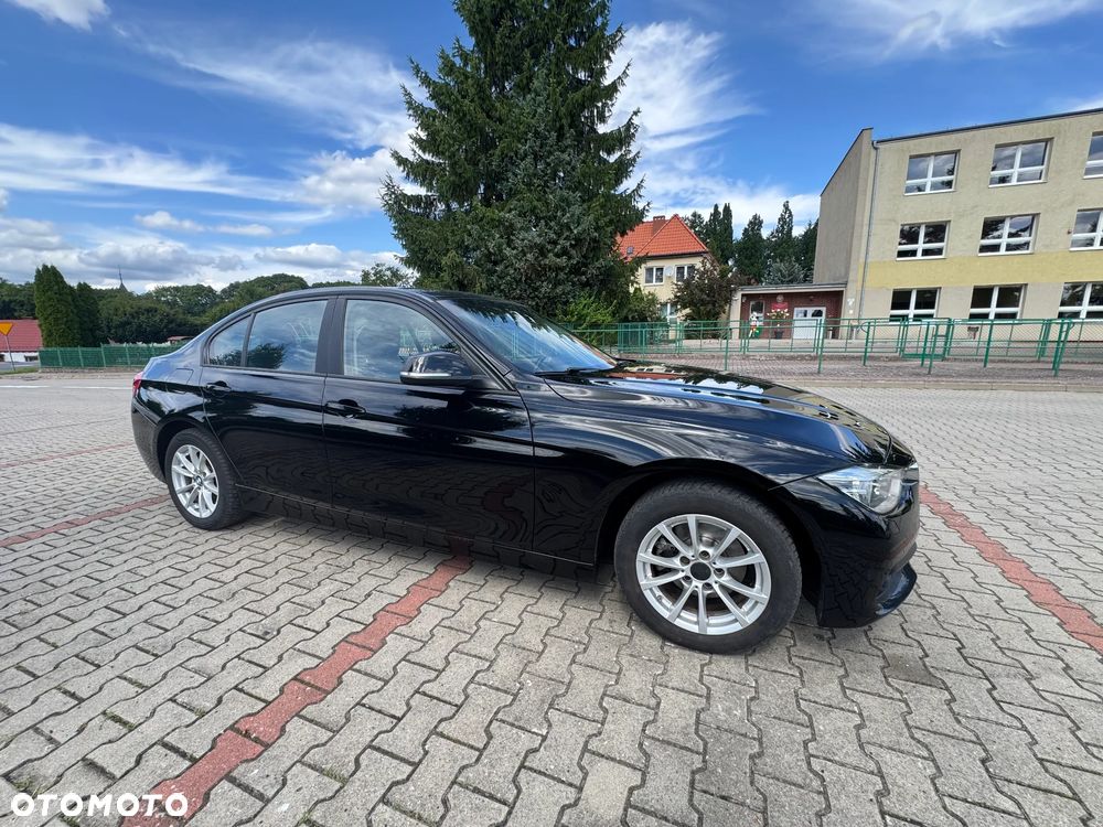 BMW Seria 3 318i GPF Luxury Line - 5