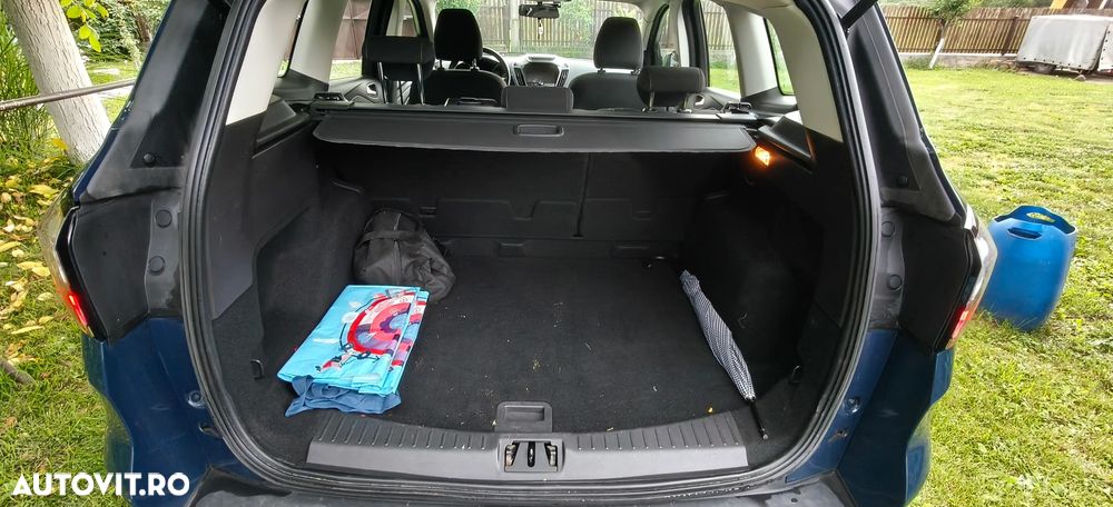 Ford Kuga 1.5 EcoBoost 4WD Aut. Trend - 10