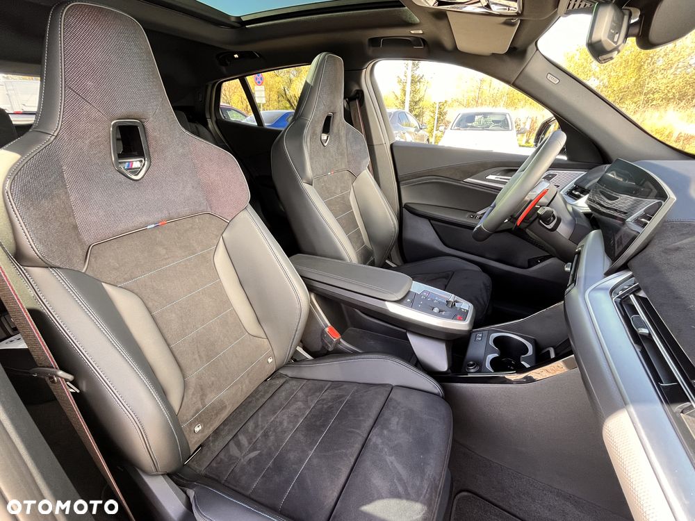 BMW X2 - 32
