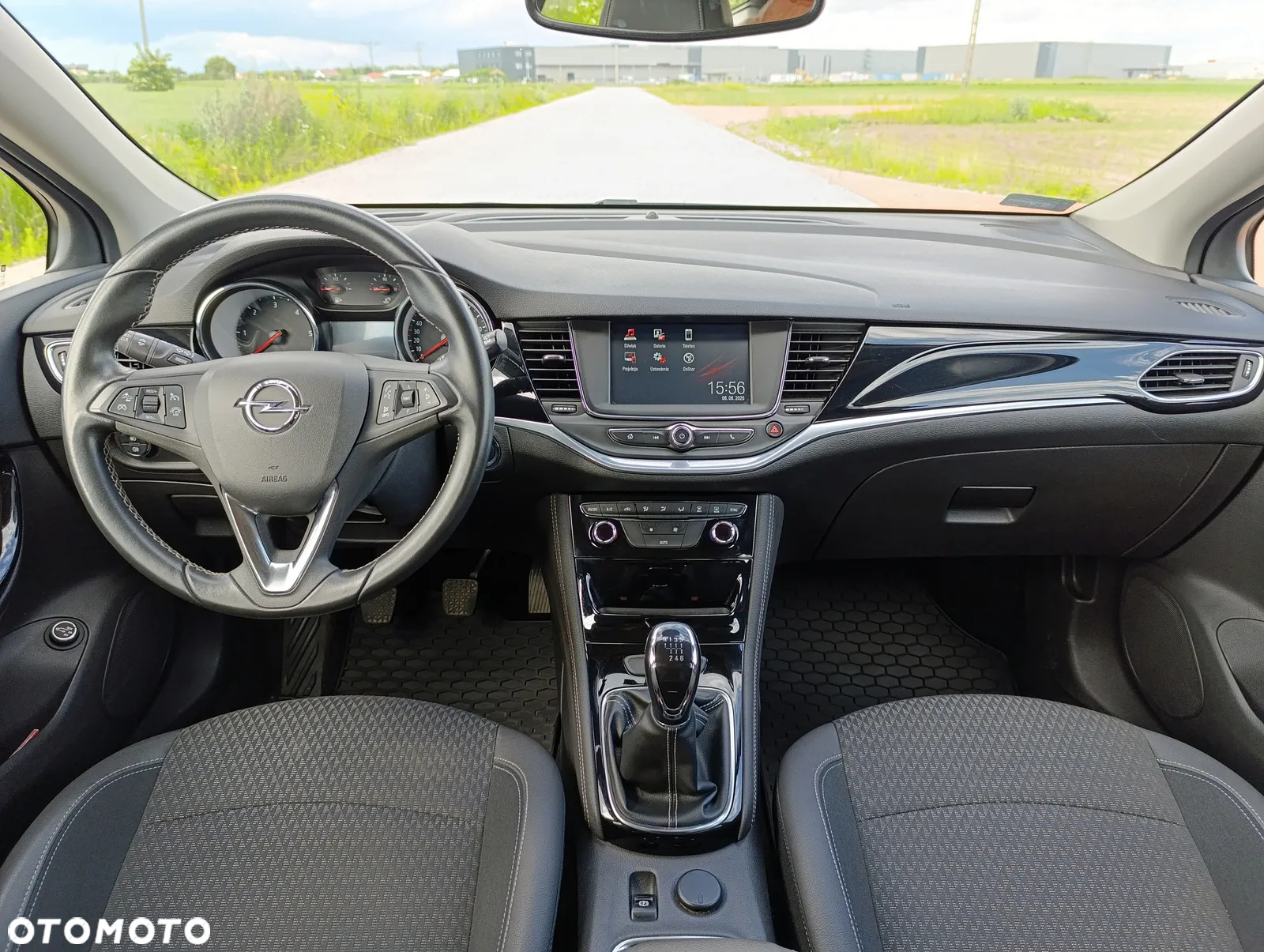 Opel Astra V 1.6 CDTI Dynamic - 33