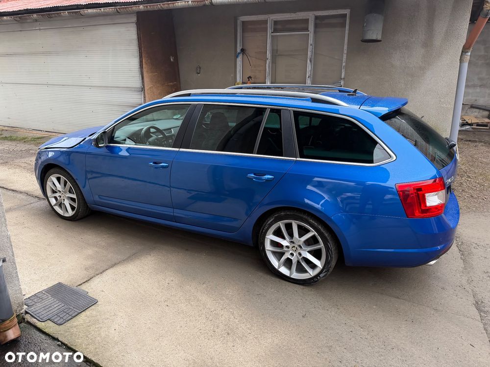 Skoda Octavia 2.0 TDI (Green tec) RS - 18