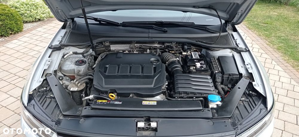 Volkswagen Passat 2.0 TDI SCR DSG Business - 15