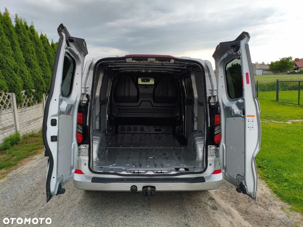 Ford Transit Custom - 8