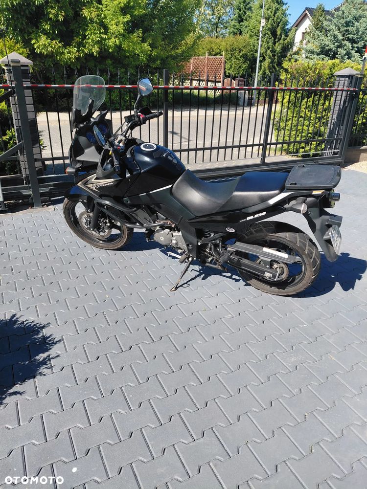 Suzuki V-STROM - 7