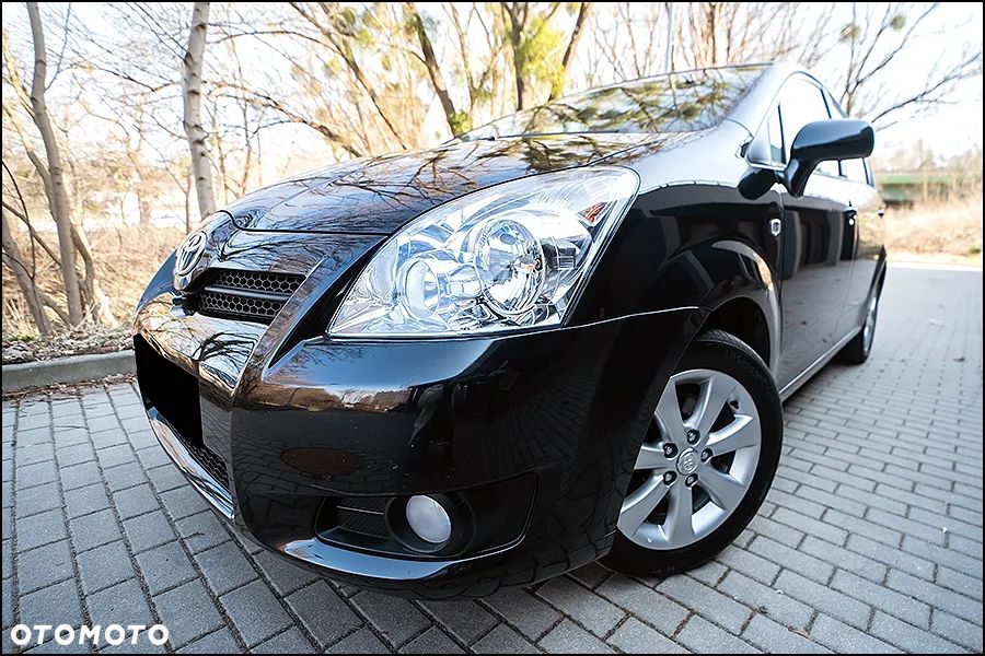 Toyota Corolla Verso - 11