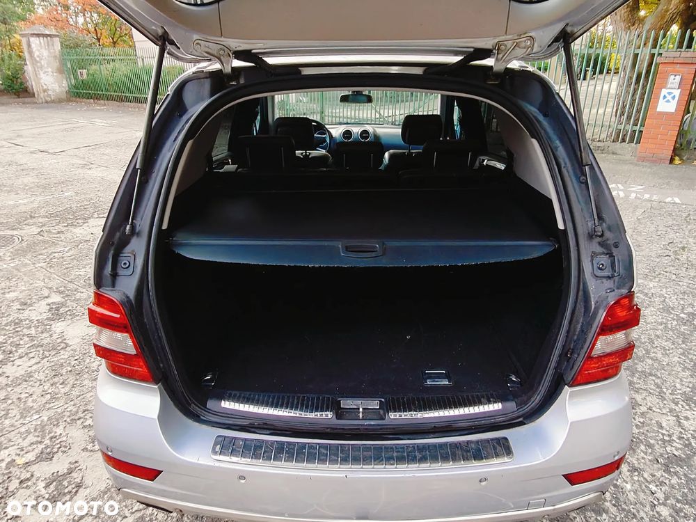 Mercedes-Benz ML - 22