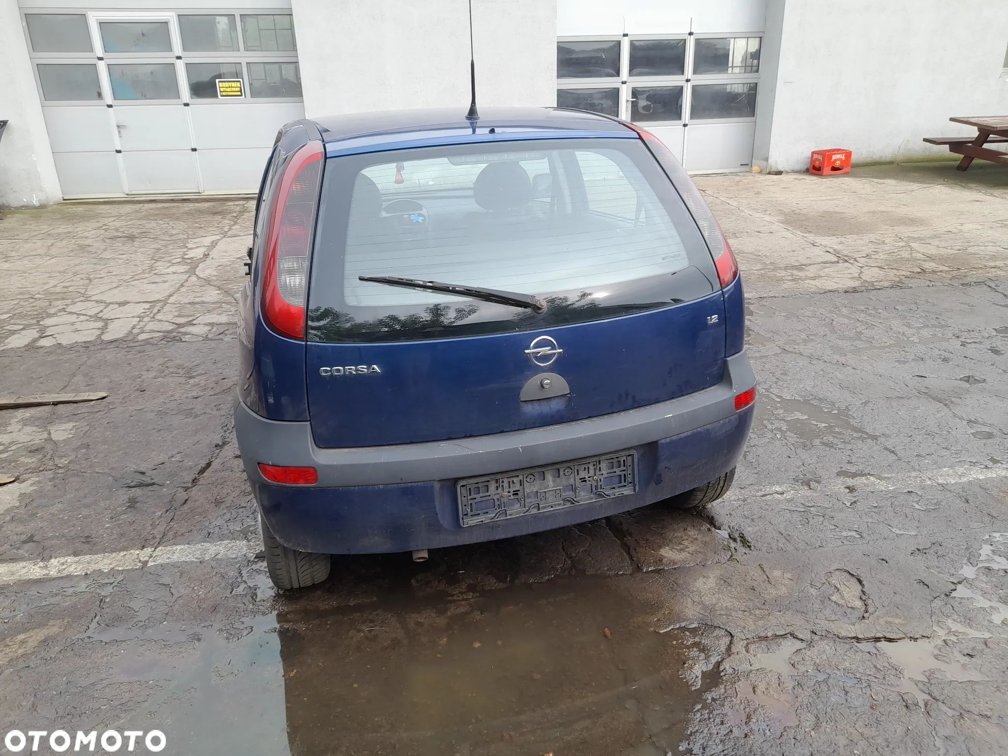opel CORSA C  klapa tylna zderzak - 1
