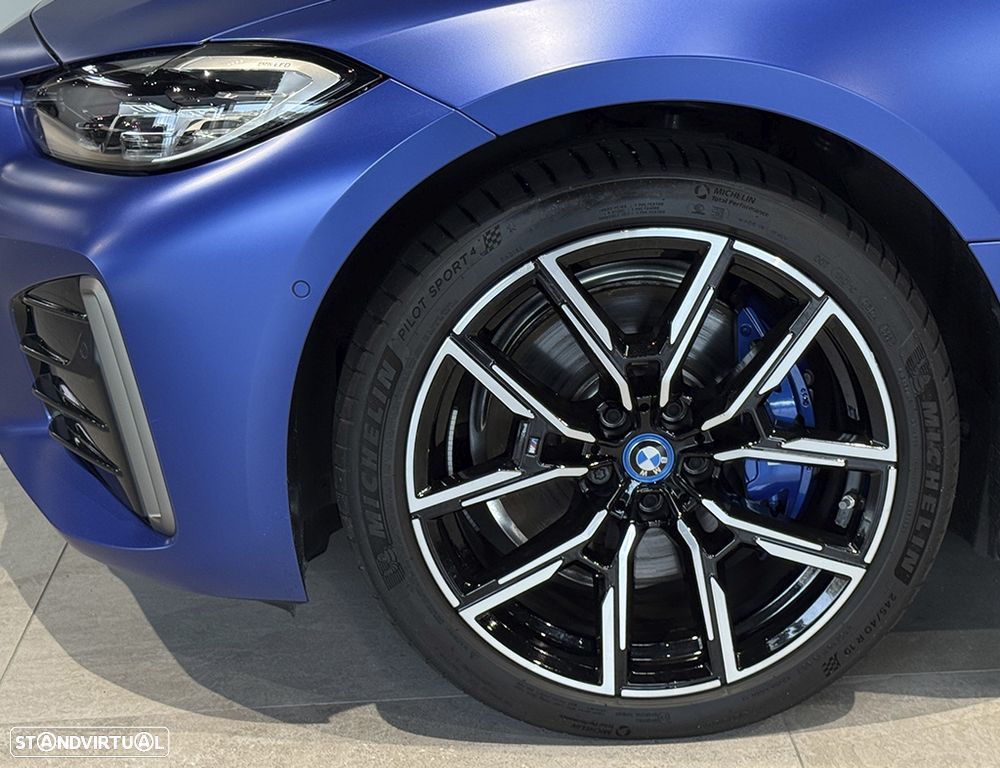 BMW i4 M50 - 22