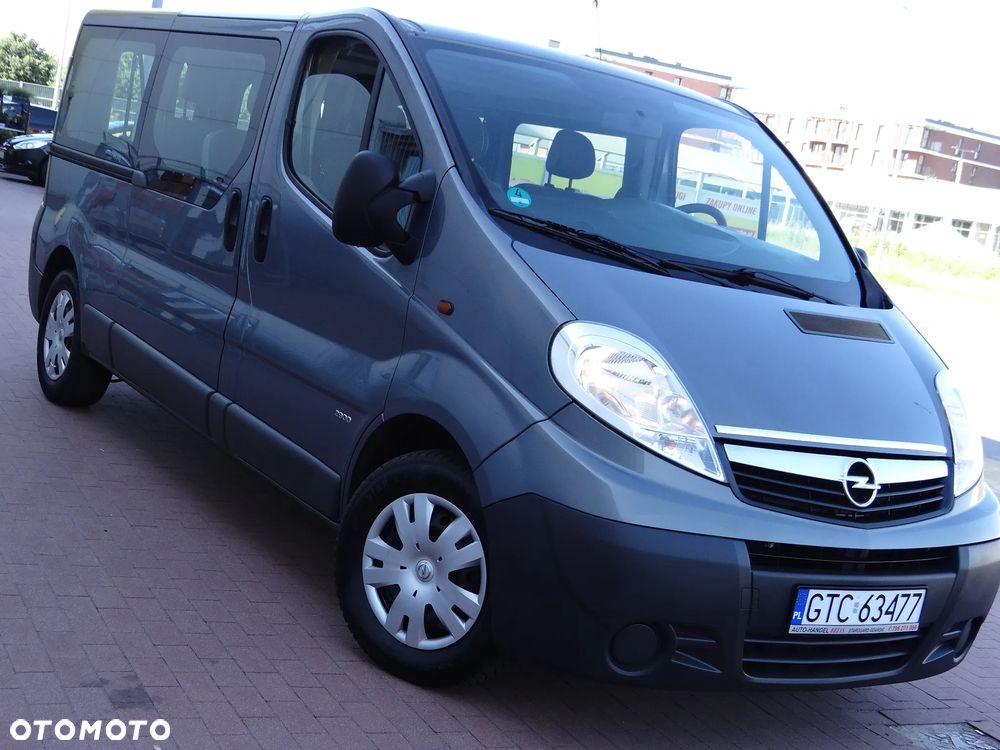 Opel Vivaro - 19