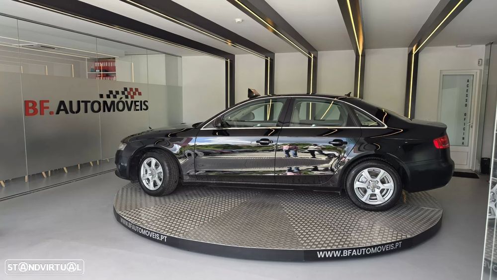 Audi A4 2.0 TDI exclusive - 14