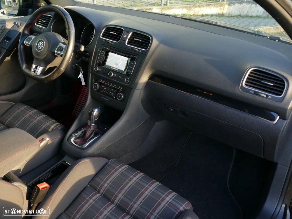 VW Golf 2.0 TSi GTI DSG - 26