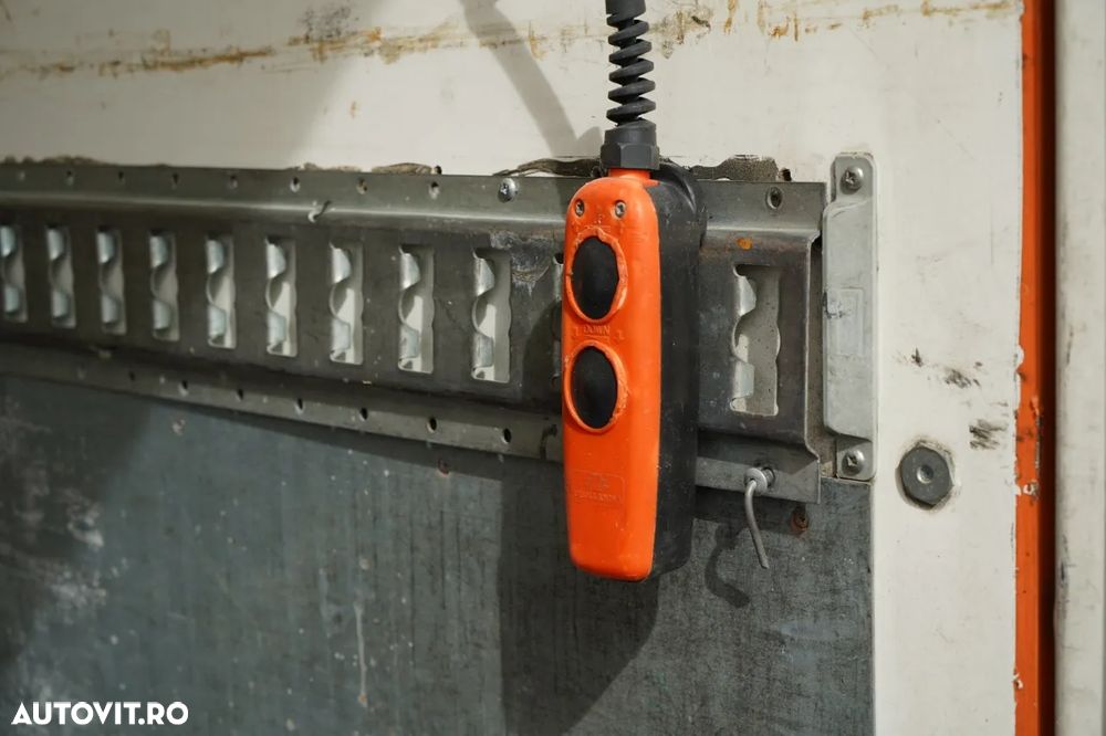 Renault D 210 / 4x2 / CONTAINER / 7.5M / DHOLLANDIA LIFT / EURO 6 - 21