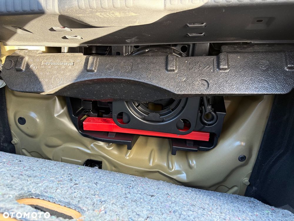 Citroën C3 BlueHDi 100 S&S SHINE PACK - 18