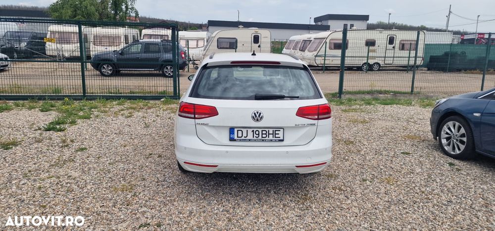 Volkswagen Passat 2.0 TDI (BlueMotion Technology) Comfortline - 18