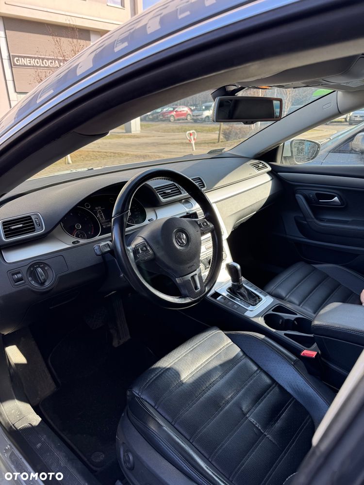 Volkswagen Passat 2.0 TSI Automatik R-Line Edition - 9